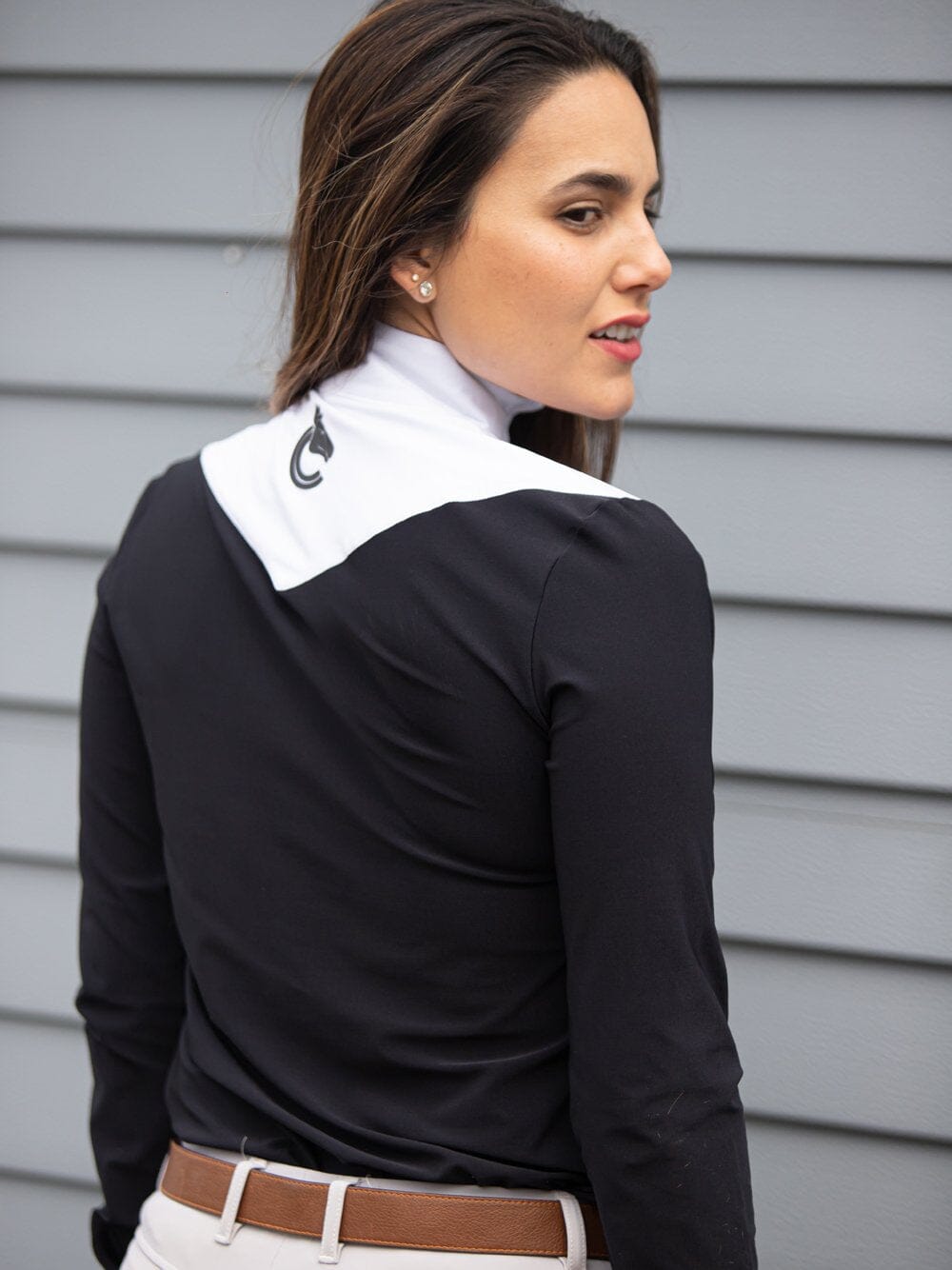 Amelie Confident in Black