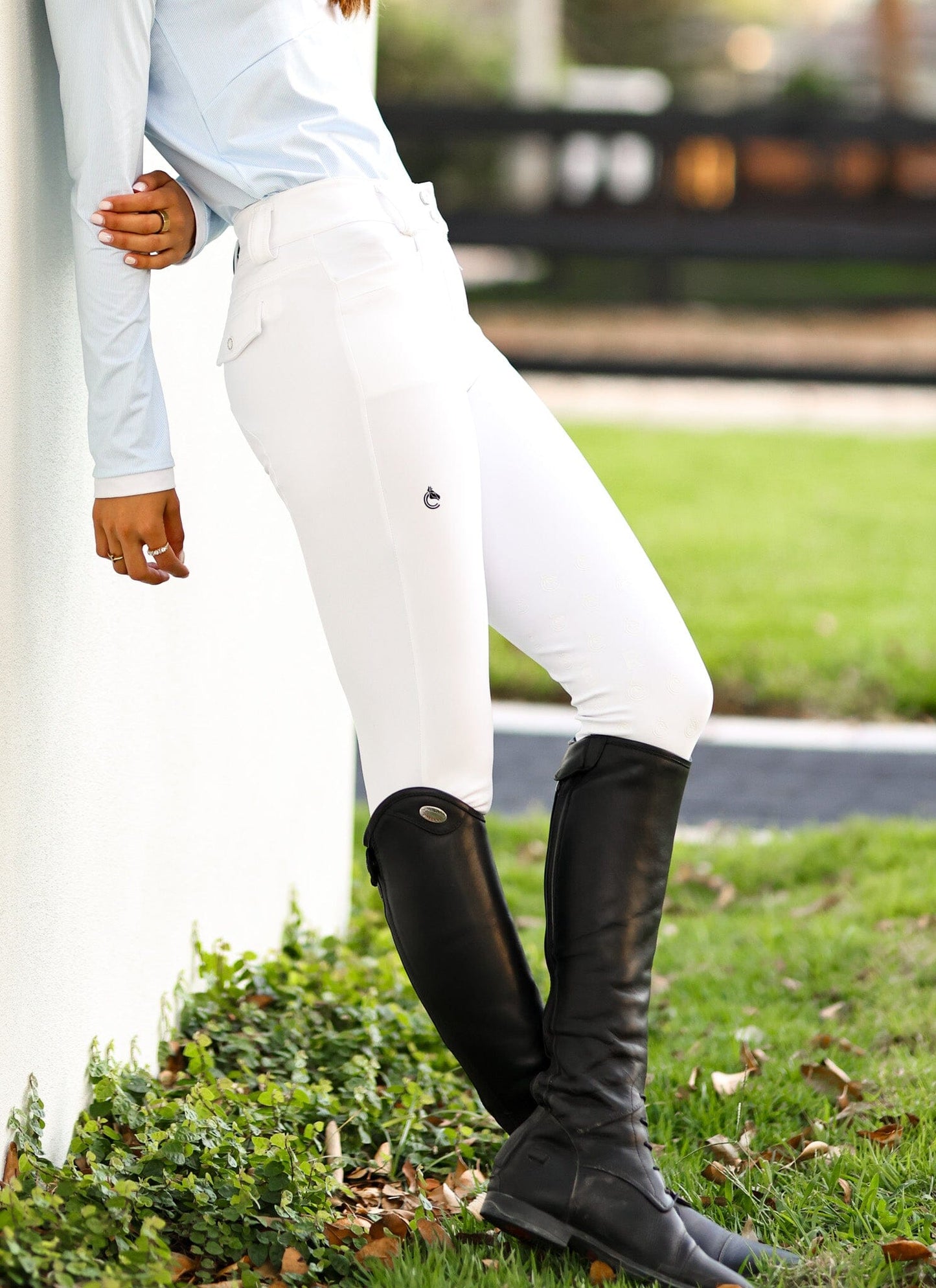 Juliette High Compression Show Breeches | White - Sample Sale