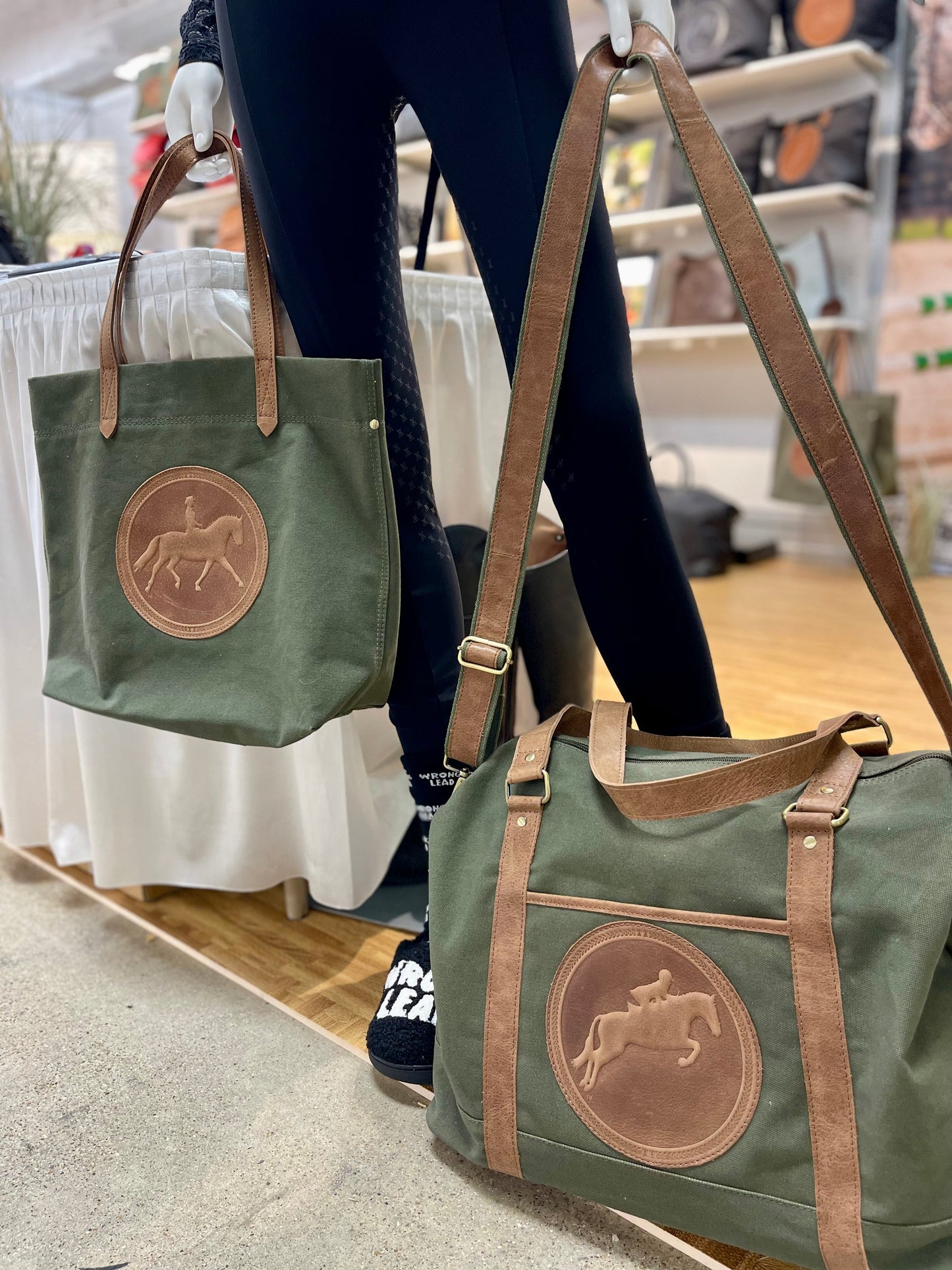 BARN DUFFLE
