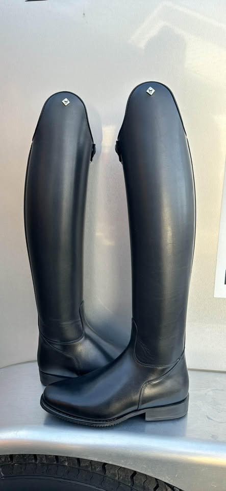 Deniro Raffaello dressage boot, 37 foot, 44 cm height, 31.5 cm calf CLEARANCE halfoff,