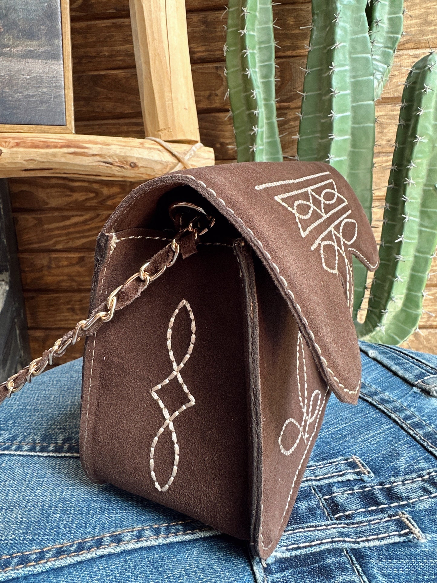 The Boot Stitch Purse - Chocolate