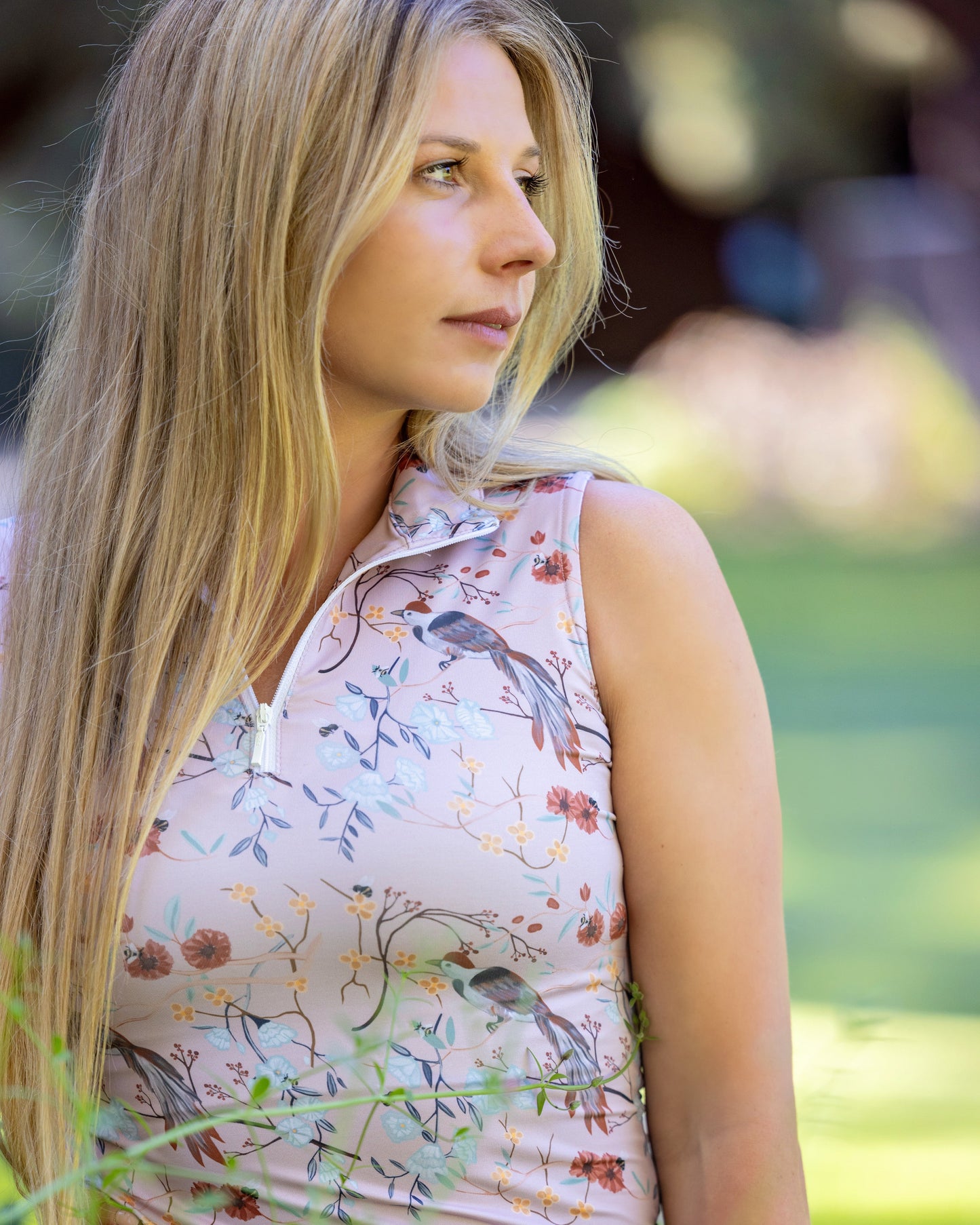 D. D. Impulsion & Straightness EMILY Sleeveless Training Shirt