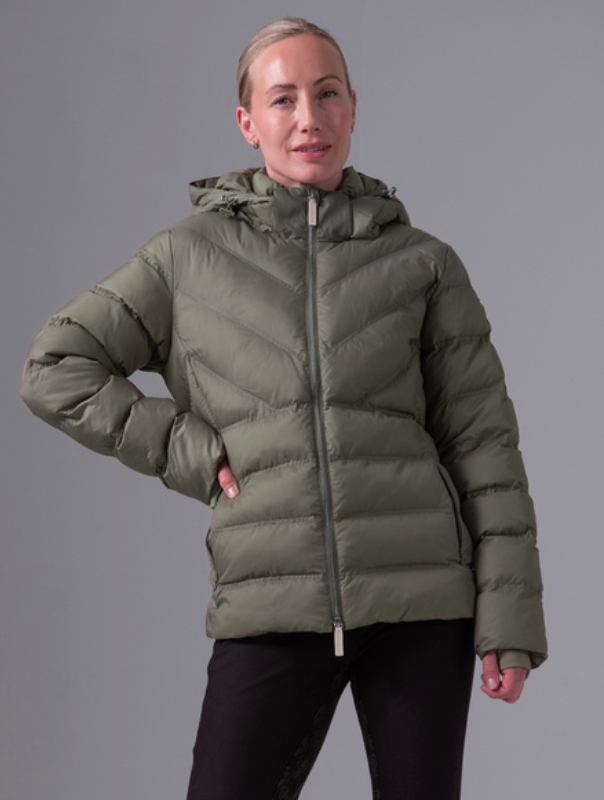 Puffer Jacket in Green