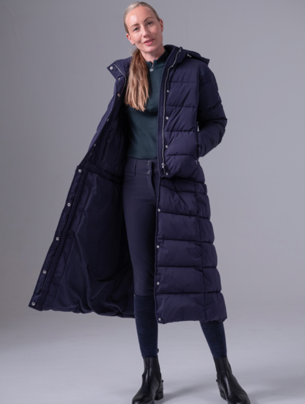 Detachable convertible Puffer Coat in Navy with leg straps