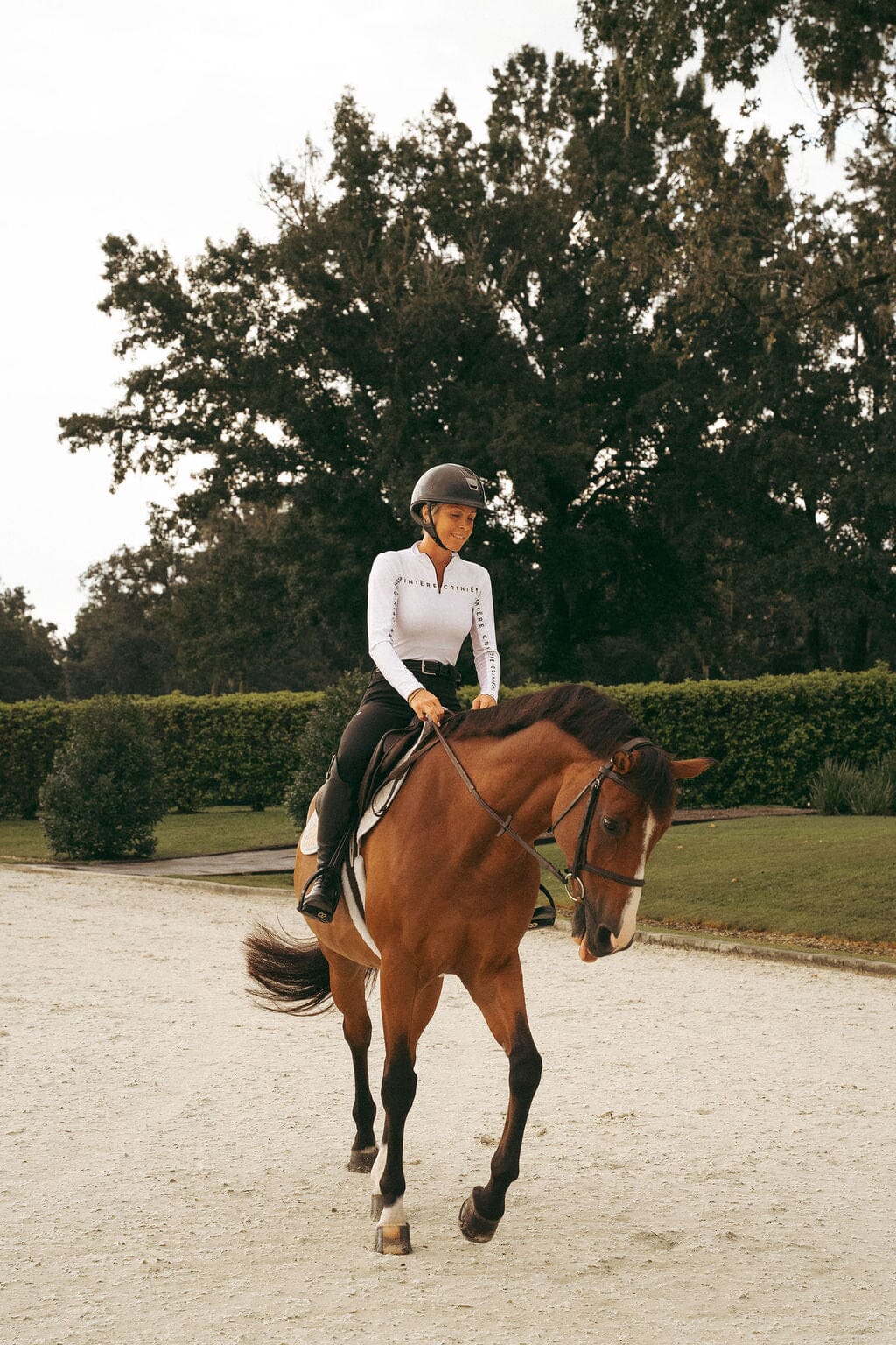 Estella Performance Chic