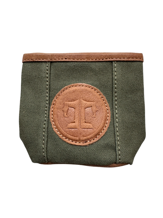 BARN TREAT POUCH